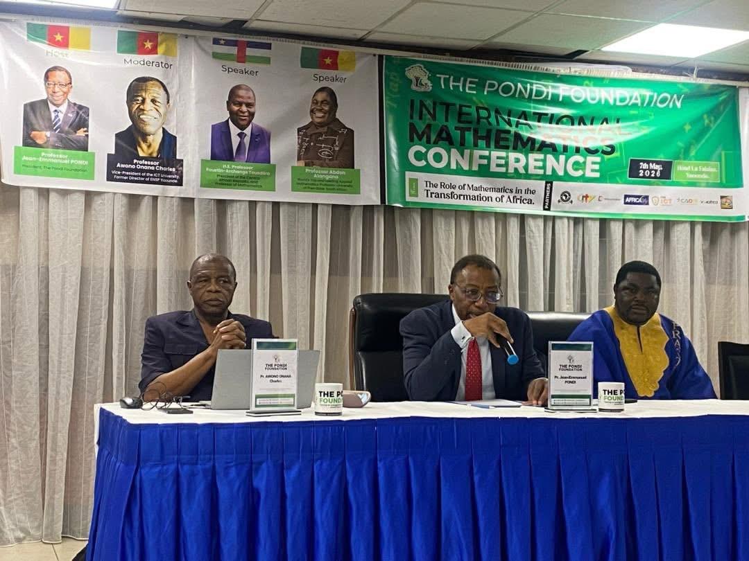 conférence sur le rôle des Mathématiques dans la transformation de l’Afrique au XXIème siècle par le Pr Abdon ATANGANA, mathématicien de renommée internationale, expert en modélisation mathématique et intelligence artificielle