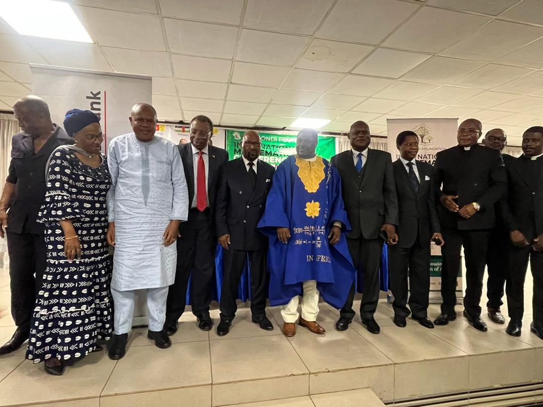 conférence sur le rôle des Mathématiques dans la transformation de l’Afrique au XXIème siècle par le Pr Abdon ATANGANA, mathématicien de renommée internationale, expert en modélisation mathématique et intelligence artificielle